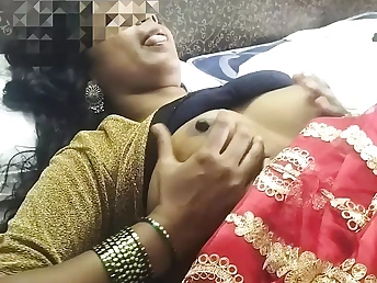 Super-steamy Tamil wife bellows loudly while getting her cock-squeezing puss plumbed by her husband