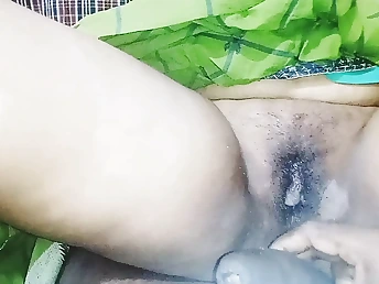 Observe this red-hot Indian pal pummel her homie's taut fuckbox in a saree aunty movie part 2