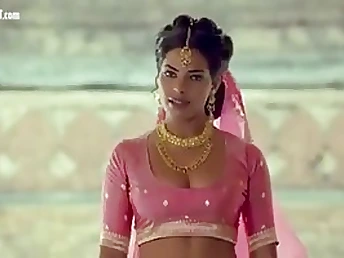Supah-Splendid Indian woman had a supah super-fucking-hot ravage-out affair with a dude who is not her hubby