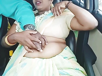 Telugu Super-hot Silk gets her giant hooters and rump jammed in a torrid Indian saree movie
