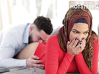 Maya Farrell's ultra-kinky dick-deep-throating venture - Very first-timer with yam-sized orbs & meaty boobs