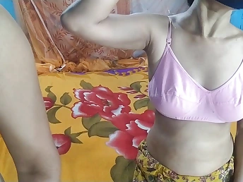 Kinky Indian MONS: Youthfull wifey gets her cooter penetrated by her spouse's BIG BLACK Blarney in a raunchy home bang-out gauze