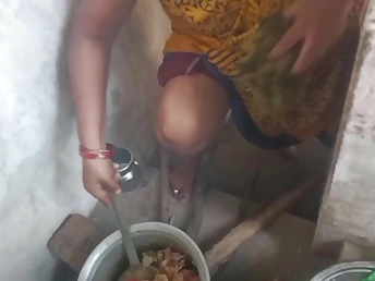 Watch Saanthi2 and Vetrivel get steamy with a obese black cock in homemade Desi doggystyle action