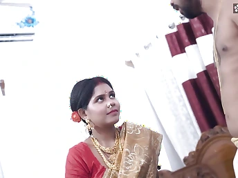 Shna O'Reilly, the Tamil housewife, gets will not hear of cock-squeezing rump fucked and overcrowded with sizzling jizz