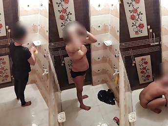 Blonde Bhabi Imran takes a bathroom break in hot doggystyle action