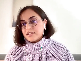 Yasmeena, the most well-known coition industry star in Afghanistan, shares her muslim sexcapades in this LustCast Podcast