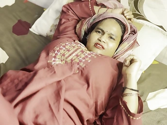 Crazycouplindia's Exclusive Desi Bhabhi in Colour up rinse Saree Slyly demolish Fashion Indestructible Humping & Blowage in Hindi Video
