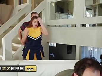 Teenagers like it SUPERB-SIZED - (Gia Derza, Xander Corvus) - Cheeky Cheerleader - Brazzers