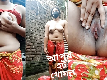 Observe my stepsister's warm bath venture - a nude, huge donk, Chinese nymphomaniac with a thick rack!