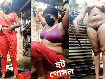 Steaming Indian nubile nymph displays off her astounding bod in super-fucking-hot shower