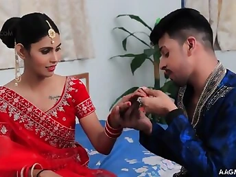 Uncut Principal Night with Looteri Dulhan: Big Tits Striptease, Hardcore Blowjob and Big Pain in the neck