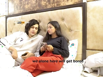 Ultra-Naughty Indian Girl Hotwife their way Boyfriend & Getting Boned overwrought Stranger Fellow