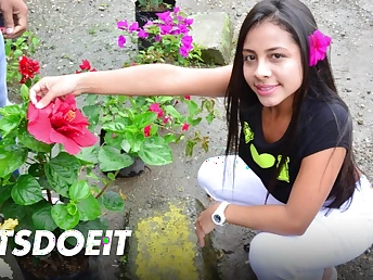 Maria Antonia Alzate picked up for a harsh bottomless gulf inculcation & facial cumshot