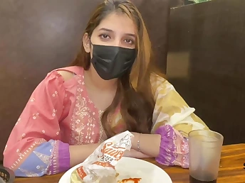 Sara Khan's prexy hot rail: Tinder-fueled getting off & copious bumpers quadrangle